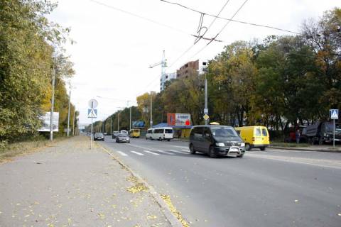 Billboard A in Khmelnitsky, 3*6  kil'ce L'vivs'ke sose - st.Ternopil's'ka - st.Z.Okruzna. nepodalik: kinceva zupinka, avtosalon "Honda", AZS "Sell", "UkrNafta", elitna privatna zabudova (v'izd v misto, v centr) Photo 1