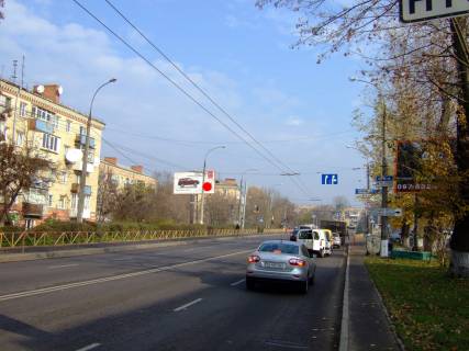 Billboard B in Khmelnitsky, 3*6  perehresta st.Kam'anec'ka - st.Petluri. nepodalik: TC "Ruzicnans'kij", skupcenna MAFiv, zupinki, sud (v centr) Photo 1