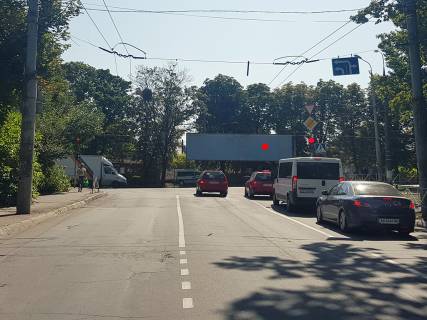 Billboard A in Khmelnitsky, 3*6  T-podibne perehresta st.Kam'anec'ka - Instituts'ka. nepodalik: studmistecko, supermarketi, banki, picerii, kafe, restorani (v centr) [prave vuho] Photo 1