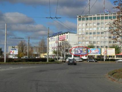 Billboard A in Lviv av.Sobornosti Photo 1