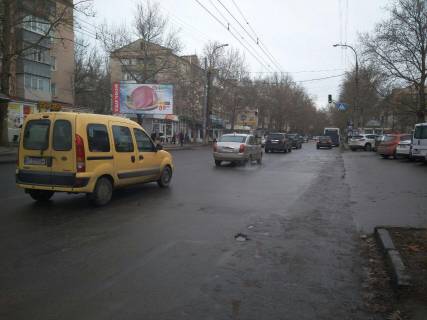 Billboard B in Kherson I.Kulika st./supermarket Fres/ Photo 1