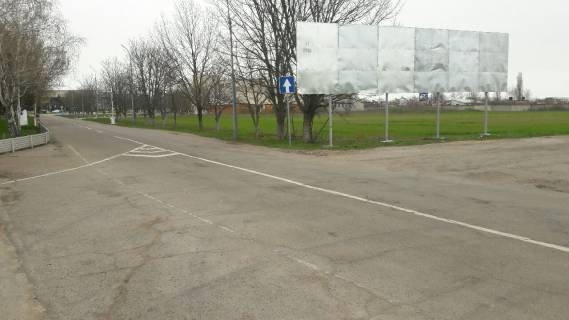 Non-Standard A in Kherson Aeroportovs'ka doroga, T2215 (v`izd v Aeroport) pravij Photo 1