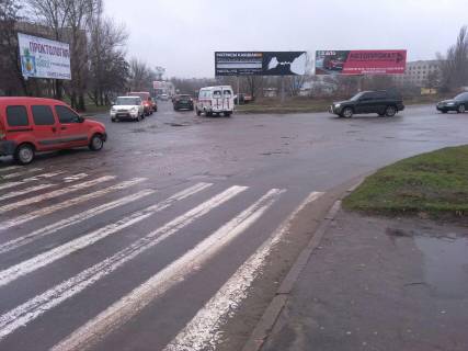 Billboard A in Kherson 49-i Gvardijs'koi Divizii st./Adm.Senavina av.(povorot) livij Photo 1