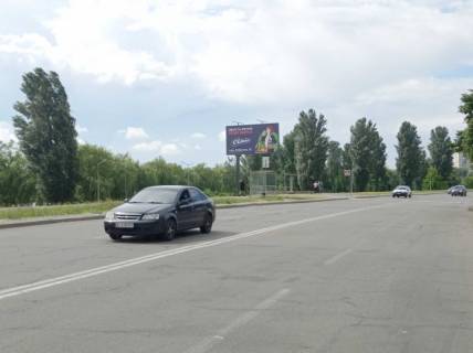 Billboard B in Kyiv, 3х6  Vst.Rajduzna/st.Stal's'kogo v naav. av.Suhevica Photo 1