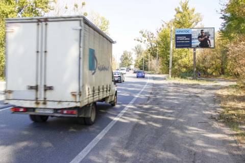Billboard A in Kharkiv, 3х6  Meref'ans'ke sose (navproti budinku No 36), v centr Photo 1