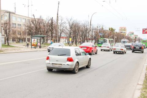Billboard B in Kharkiv, 1,24х1,84  Geroiv Salingrada pr-t, 163 (zupinka 27-j mikrorajon), z centru Photo 1