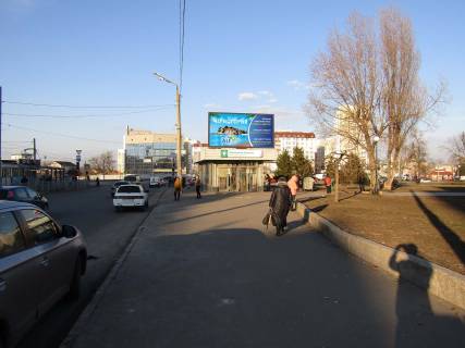 Video Billboard A in Kharkiv, 6x3  Geroiv Harkova prospekt - Molocna st., m. Zahisnikiv Ukraini, do centru (DK "HEMZ", "Kinnij Rinok") - 457669 Photo 1