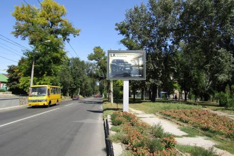 Backlight A in Dnipro (Dnipropetrovsk), 2.3x3.14  Smidta st., 42. Avtosalon "Mersedes" Photo 1