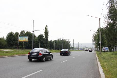 Billboard B in Dnipro (Dnipropetrovsk), 3х6  Peremogi pr-t - Armijs'ka st., v centr Photo 1