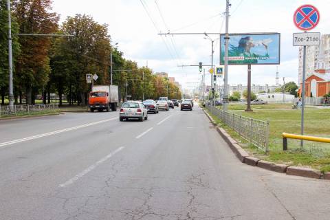 Billboard A in Kharkiv, 3х6  Petra Grigorenka pr-t, 2 - Olimpijs'ka st., z centru Photo 1
