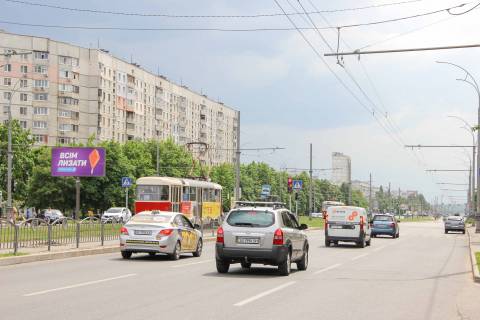 Billboard B in Kharkiv, 3х6  Pobedy pr-t, 64-B, v centr Photo 1