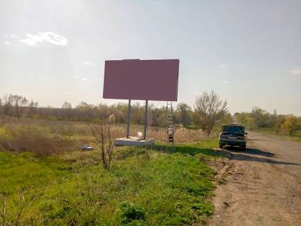 Billboard B in Uzin Vyezd na Bratskoe Photo 1