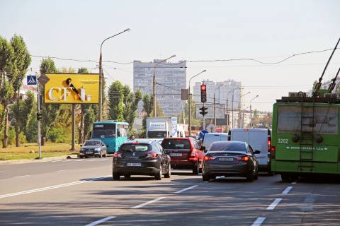 Billboard B in Kharkiv, 3х6  Uvilejnij pr-t - Traktorobudivnikiv pr-t, 63, z centru  (Kinolend) Photo 1