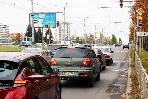 Billboard B in Kharkiv, 3х6  Petra Grigorenka pr-t, 2 - Olimpijs'ka st., v centr Photo 1