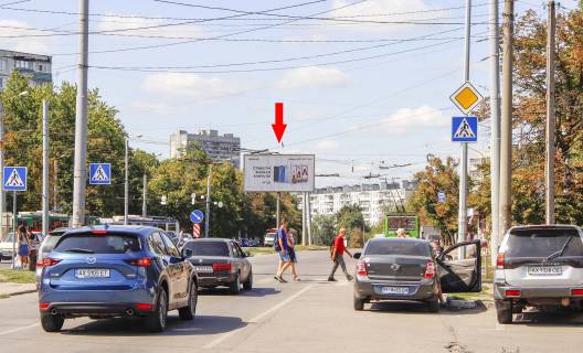 Prismatron, Prism A in Dnipro (Dnipropetrovsk), 3х6  Uvilejnij pr-t, 83, v centr (kolo trolejbusa) - 374374 Photo 1