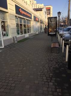 Citylight + in Odessa, 0,82*1,80  знаходиться біля  ТЦ "Фреш Маркету" Photo 1