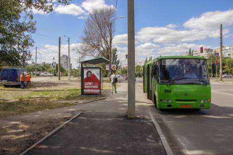 Citylight B in Kharkiv, 1,24х1,84  Geroev Truda st. - Traktorostroitelej pr-t, 152-B (ostanovka Vladimirskaa cerkov'), v centr Photo 1