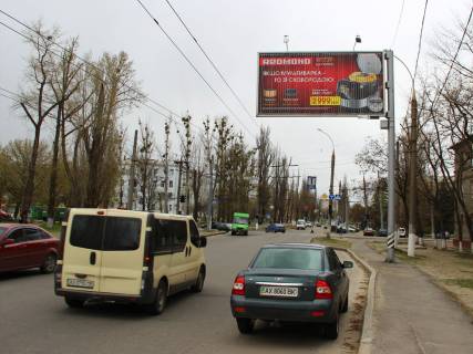 Prismatron, Prism A in Kharkiv, 3х6  Lubovi Maloj pr-t,47, v centr - 382853 Photo 1