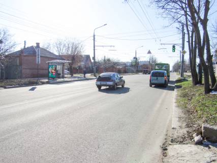 Citylight B in Kharkiv, 1,24х1,84  Holodnogorskaa - Verhnaa Gievskaa, 100 (ostanovka "Verhnaa Gievskaa"), v centr Photo 1