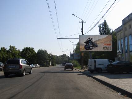 Prismatron, Prism A in Dnipro (Dnipropetrovsk), 3х6  Slavi bul'v., 5, magazin "Sil'po", bila fitnes-klubu "Fil Gud" - 452376 Photo 1