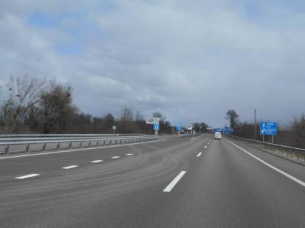 Billboard B in Kiev roads, 6х3  s. Sokolivka, trasa M-05 Kiiv-Odesa, km 70+540 pravo, za 240m do AZS LUXWEN, cerez 590m pisla povorotu na s. Sokolivka Photo 1