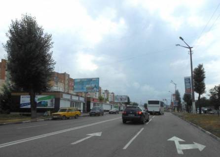 Billboard B in Obukhiv m. Obuhiv, st. Kiivs'ka,168, navproti rinku ta zitlovogo kompleksu "Nektarnij"; pered povorotom do supermarketa "Velika kisena" Photo 1
