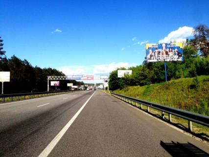 Billboard A in Parking, 6х3  s. Stoanka, trasa M-06 "Kiiv-Cop" (Zitomir), km 22+700 livo, v'izd v s. Stoanka, 500m do AZS GLUSCO, povorot na Gorenici Photo 1