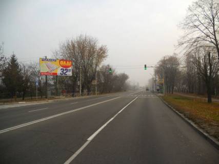 Billboard B in Brovary, 6х3  m. Brovari, st. Olega Onikienka, 43, povorot na st. Ol'gi Gasin, za 40m do avtobusnoi zupinki Photo 1
