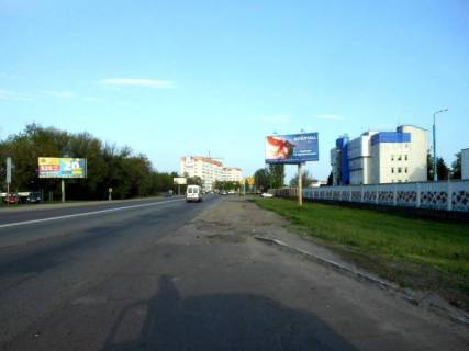 Billboard A in Boryspil, 6х3   m. Borispil', borispil's'ka trasa, trasa M-03 "Kiiv-Harkiv", km 34+900 pravo, st. Kiivs'kij slah, 1, cerez 400m pisla magazinu Epicentr, cerez 100m pisla AZS WOG, za 180m do povorotu na st. Cumac'ka ta avtobusnoi zupinki, za 520m do AZS KLO, Photo 1