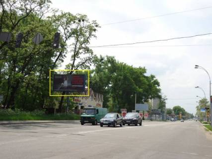Billboard B in Brovary, 6х3  m. Brovari, st. Kiivs'ka, 326, v'izd v m. Brovari, za 80m do restoranu "U lisi", za 160m do povorotu na st. Metalurgiv, za 270m do TRC "Terminal" ta magazinu "MegaMarket", za 270m do AZS "KLO", cerez 40m pisla povorotu na st. Lisova Photo 1