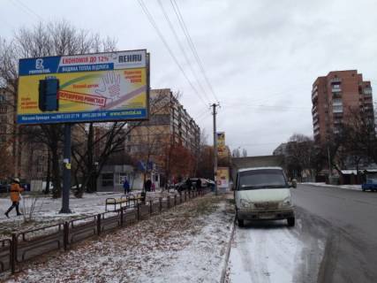 Billboard B in Brovary, 6х3  m. Brovari, st. Cornih Zaporozciv, 52, cerez 120m pisla rozvilki z st. Marii Lagunovoi, cerez 240m pisla TC Forum, za 220m do povorotu na bul'var Nezaleznosti Photo 1