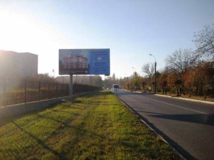 Billboard B in Uman, 6х3  m. Uman', st. Internacional'na, navproti budinku 19, cerez 510m pisla povorotu na st. Instituts'ka, za 270m do rozv'azki z st. Komarova ta st. Kiivs'ka Photo 1
