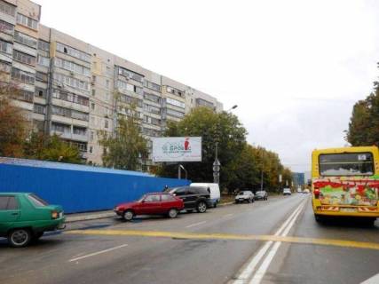 Billboard B in Brovary, 6х3  m. Brovari, st. Cornih Zaporozciv, 68, cerez 190m pisla rozvilki z st. Kiivs'ka ta st. Vasila Simonenka, cerez 40m pisla avtobusnoi zupinki Photo 1