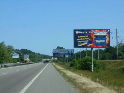 Billboard A in Foresters, 6х3  Дніпровське шосе, траса Н-01 "Київ-Знам'янка", км 21+850 ліво, за 1км до повороту на с. Лісники Photo 1