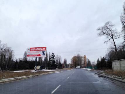 Billboard A in Brovary, 6х3  m. Brovari, bul'var Nezaleznosti, za 125m do zavodu Poroskovoi metalurgii, za 75m do avtobusnoi zupinki Photo 1