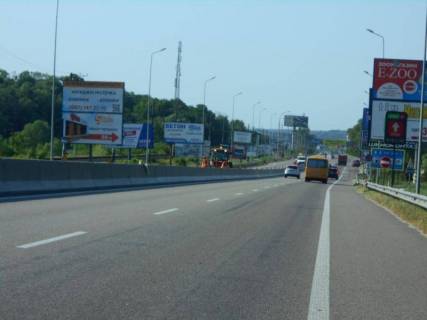 Billboard B in Foresters, 6х3  Дніпровське шосе, траса Н-01 "Київ-Знам'янка", км 20+370 ліво, виїзд з Києва, низ Photo 1