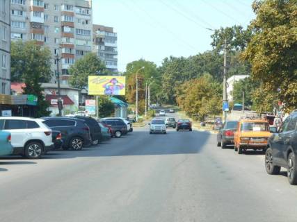 Billboard B in Obukhiv, 6х3  m. Obuhiv, st. Kastanova, 9, navproti rinku "Rankovij", bila STO ta banku PUMB Photo 1