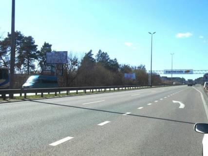 Billboard B in Parking, 6х3  s. Stoanka, trasa M-06 "Kiiv-Cop" (Zitomir), km 22+450 livo, viizd iz s. Stoanka, niz Photo 1