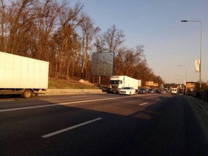 Billboard B in Gostomel, 6х3  smt. Gostomel', trasa M-07 "Kiiv-Kovel'", km 22+500 pravo, st. Kulisova, 33, pisla povorotu na s. Gorenka, cerez 225m pisla avtobusnoi zupinki "Gorenka", niz Photo 1