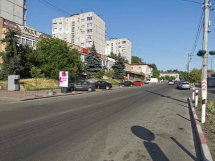 Citylight B in Vasylkiv, 1,2х1,8  m. Vasil'kiv, st. Grusevs'kogo, 6, bila viddilenna PUMB, navproti avtobusnoi zupinki, cerez 50m pisla Vasil'kivs'kogo Mis'krajonnogo centru zajnatosti, cerez 100m pisla magazinu "Sil'po" ta "COMFY", cerez 200m pisla povorotu na st. Gogola, cerez Photo 1