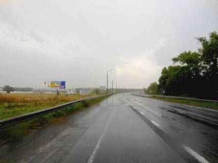 Billboard B in With. Kalynivka ob'izd m. Brovari, trasa M-01, km 34+500 pravo, s.Kalinivka, terminal Raben,  "Flagman SiFud", "Trans Logistik" Photo 1