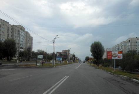 Billboard A in Obukhiv m. Obuhiv, st.. Kiivs'ka, 144 (bila ditacogo majdancika "Rosen") Photo 1