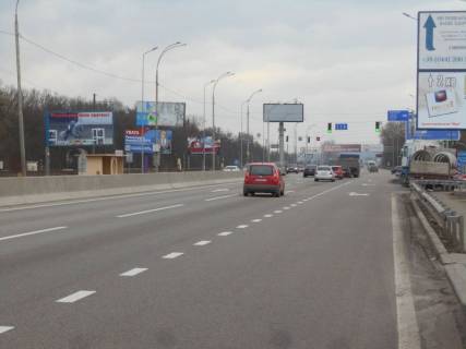 Billboard B in Lisniki (Kiev region) Dniprovs'ke sose, trasa N-01 "Kiiv-Znam'anka", km 20+800 livo, povorot na s. Lisniki, avtobusna zupinka "Lisniki" Photo 1