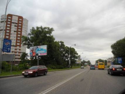 Billboard B in Brovary, 6х3   m. Brovari, st. Kiivs'ka, 265/2, cerez 55m pisla povorotu na st. Vasila Stefanika, cerez 75m pisla AZS "WOG", cerez 170m pisla magazinu ATB, cerez 260m pisla magazinu "Varus", cerez 260m pisla zaizdu na rinok, cerez 390m pisla povorotu na st. Photo 1