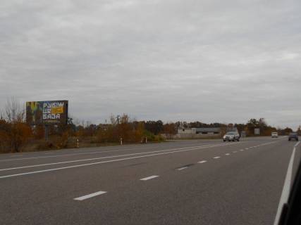 Billboard B in Obukhiv, 6х3  m. Obuhiv, st. Zovtneva, trasa N-01 "Kiiv-Znam'anka", rozv'azka na m. Kagarlik Photo 1
