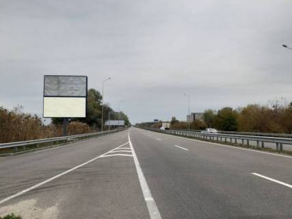 Billboard B in Obukhiv Dniprovs'ke sose, trasa N-01 "Kiiv-Znam'anka", km 43+100 pravo, rozv'azka na m. Obuhiv ta m. Ukrainka, viizd z m. Obuhiv v storonu m. Kiiv, niz Photo 1