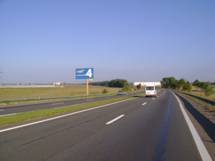 Billboard B in Kalynivka, 6х3  с. Калинівка, траса М-01 "Київ-Чернігів-Нові Яриловичі", км 34+100 ліво, об'їзд м. Бровари, за 350м до Бауміт-Україна, за 700м до повороту на вул. Броварська та Рабен Україна Photo 1