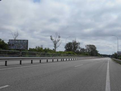 Billboard B in Ivankiv, 6х3  s. Ivankiv, harkivs'ka trasa, trasa M-03 "Kiiv-Harkiv", km 45+720 livo, pered KPP DAI m. Borispil', cerez 370m pisla AZS OKKO, za 120m do povorotu na st. Dzerzins'kogo Photo 1