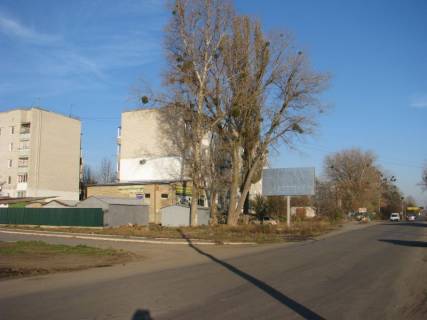 Billboard B in Uman m. Uman', st. Derev'anka, 12, cerez 250m pisla rozv'azki z st. Teplicna, za 90m do avtobusnoi zupinki ta 355m do povorotu na st. Levanevs'kogo Photo 1