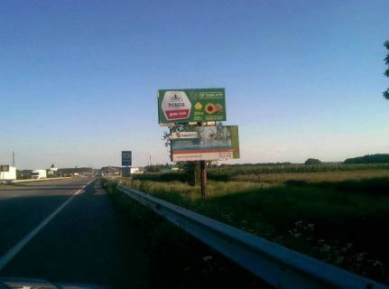 Billboard A in Uman trasa M-05 Kiiv-Odesa, km 204+800 pravo, v'izd v m. Uman', niz Photo 1